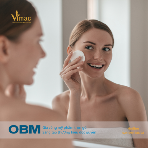 Cách lựa chọn nước hoa hồng se khít lỗ chân lông cho da dầu hiệu quả